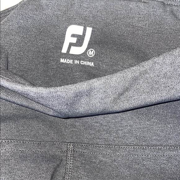 FJ NWOT medium leggings - Picture 3 of 4